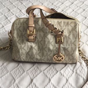 Medium Michael Kors Bag